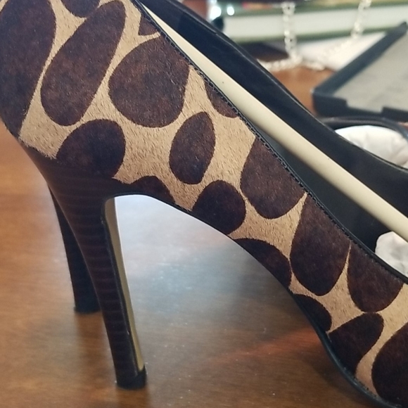Nine West Giraffe Peep Toe Heels 8M - Picture 14 of 15